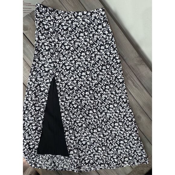 Maeve By Anthropologie The Lille Floral Side-Slit Midi Skirt Size 2 - Picture 5 of 10